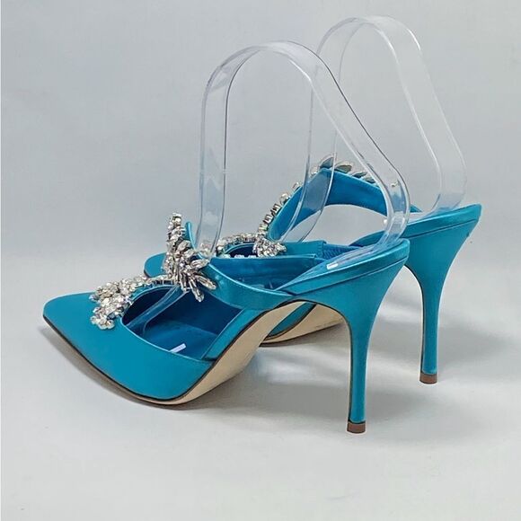 Manolo Blahnik Lurum 90 Embellished Satin Mules size 40 - Picture 9 of 12